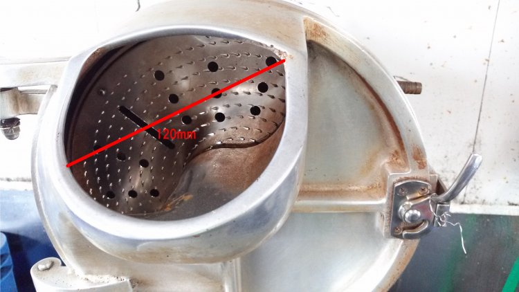 ジュース加工受付しています。